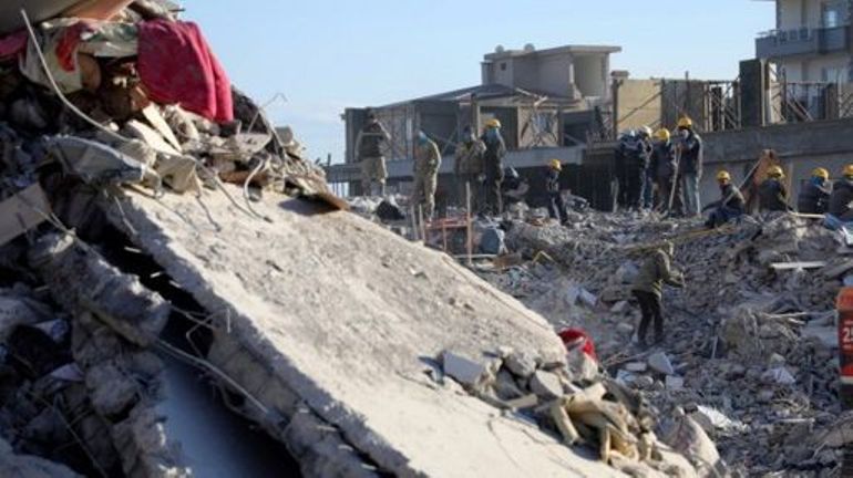 Séisme en Turquie et en Syrie : au moins 184 personnes arrêtées pour négligence dans la construction des bâtiments effondrés