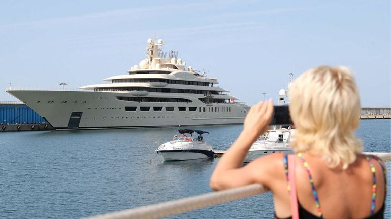 Allemagne, France, Italie: plusieurs bateaux russes confisqués, dont le plus grand méga-yacht du monde à 600 millions de dollars