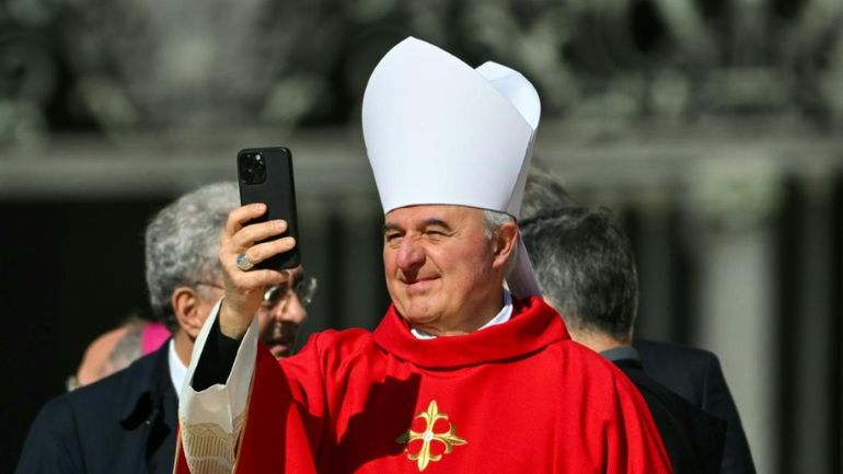 Italie : le Vatican coupe le signal téléphonique durant le conclave