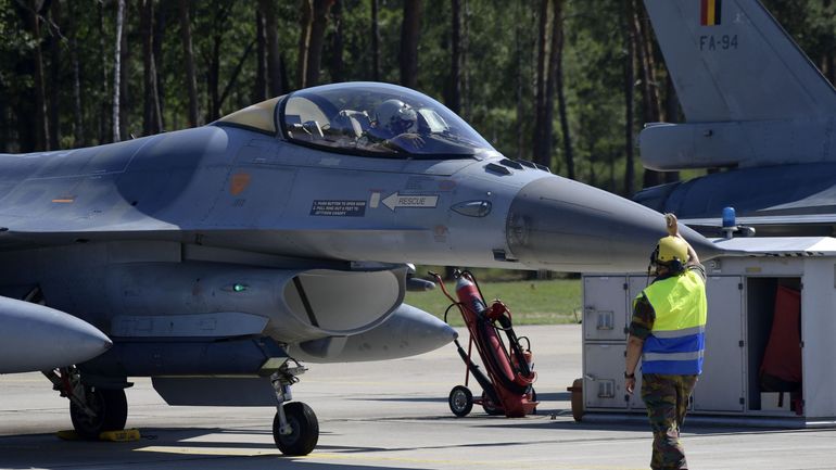 Guerre en Ukraine : la Belgique enverra des F-16 au Danemark dès mars pour former des pilotes ukrainiens