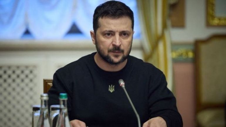 Guerre en Ukraine : Washington et Kiev scellent un vaste partenariat pour l'accès aux ressources ukrainiennes