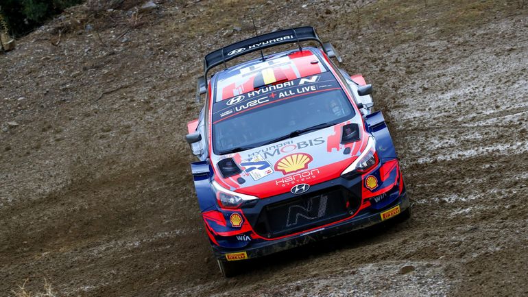 WRC Grèce, shakedown : Kalle Rovanpera brille dans la boue, Thierry Neuville deuxième