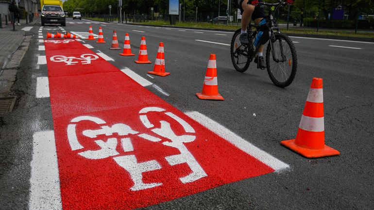 Bruxelles : qui est le mystérieux donateur des installations cyclistes ?