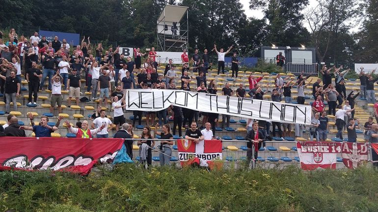 "Welcome thuis Union" : superbe moment de communion entre les supporters de l'Antwerp et de l'Union