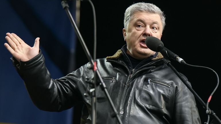Ukraine : le parquet demande une caution de 30 millions d'euros pour Petro Porochenko