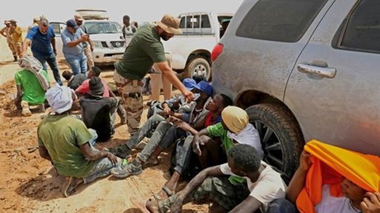 Les corps de 27 migrants retrouvés dans le désert près de la frontière tuniso-libyenne
