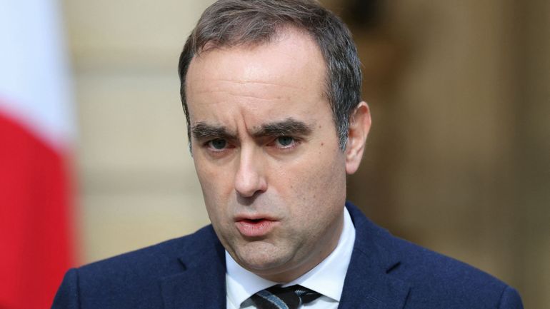 En France, Sébastien Lecornu nomme une partie de son gouvernement : Bruno Lemaire aux armées, Roland Lescure à l'économie