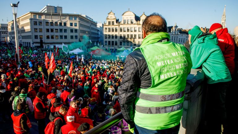 Aéroports à l'arrêt, transports en commun touchés, écoles perturbées : voici ce qui est prévu le 31 mars, jour de grève nationale