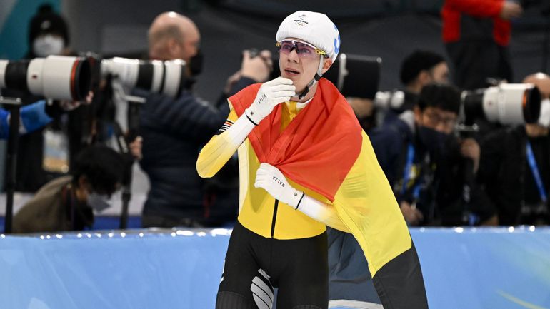 JO Pékin 2022 : Bart Swings décroche une médaille d’or historique pour la Belgique en patinage de vitesse