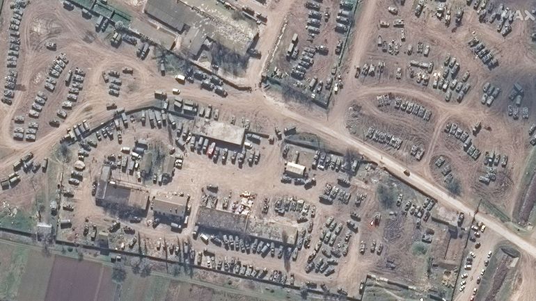 Guerre en Ukraine : Kiev revendique une frappe sur un aérodrome militaire russe en Crimée annexée