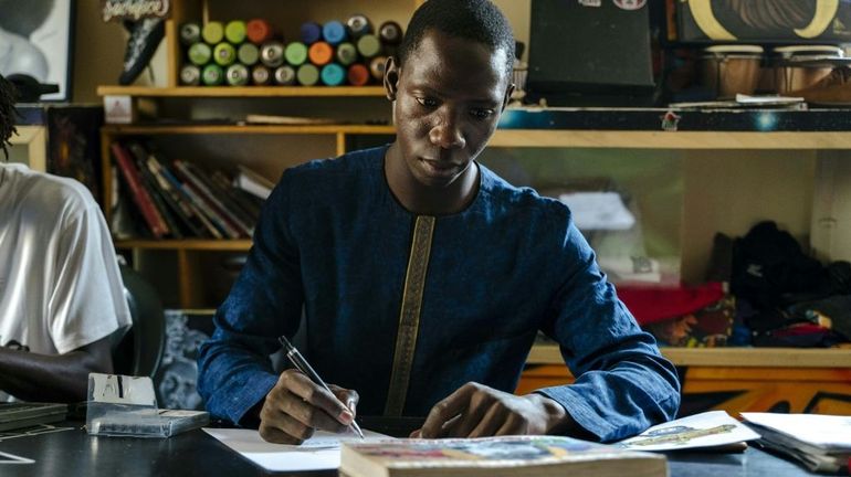 Sénégal : l'engouement de la jeunesse pour une école de graffiti