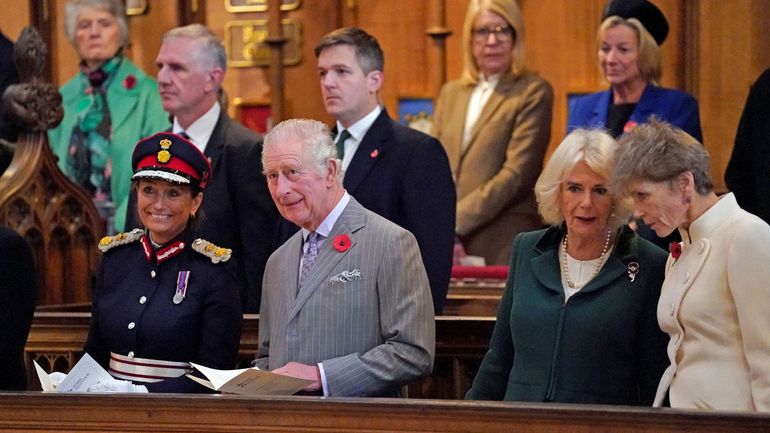 Royaume-Uni : Charles III et Camilla visés par des oeufs lors d'une visite à York