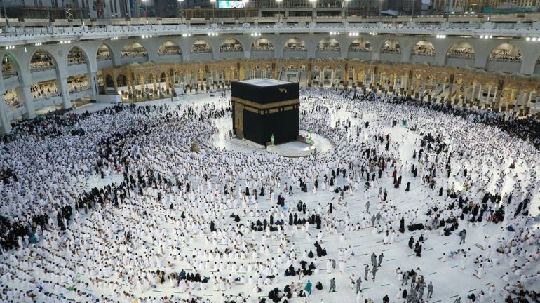 Pèlerinage de la Mecque : l'Arabie saoudite autorise la participation d'un million de pèlerins musulmans