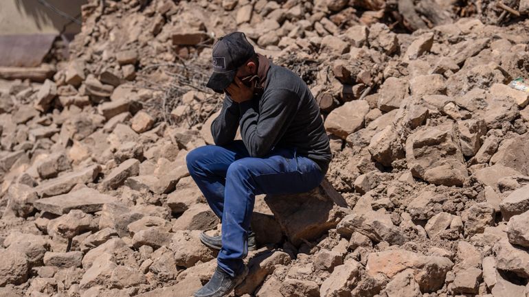 Séisme au Maroc : des villages restent inaccessibles alors que le bilan est passé à 2862 morts