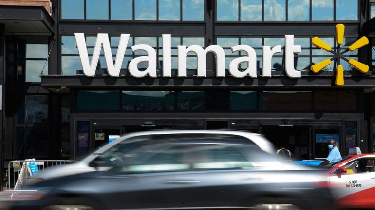 Etats-Unis : les supermarchés Walmart veulent embaucher 150.000 personnes à l'approche des fêtes