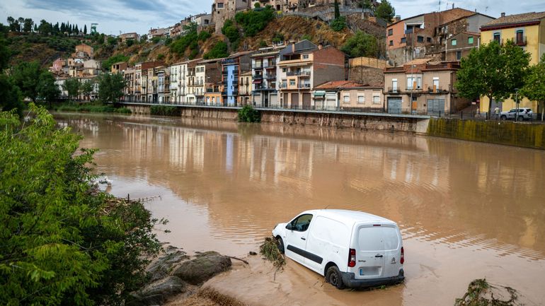 Espagne : pluies torrentielles en Catalogne, le trafic ferroviaire perturbé