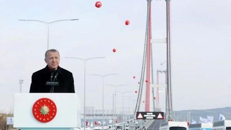 Turquie : inauguration du premier plus long pont suspendu au monde