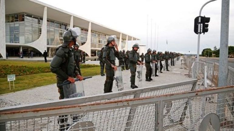 Brésil : Brasilia va doubler la présence policière autour de ses centres de pouvoir après l'assaut du 8 janvier