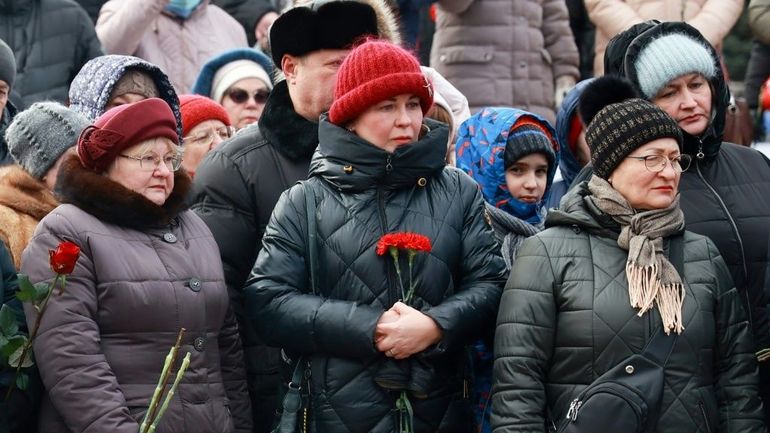 Guerre en Ukraine : deuil et colère en Russie après la mort à Makiïvka de dizaines de soldats