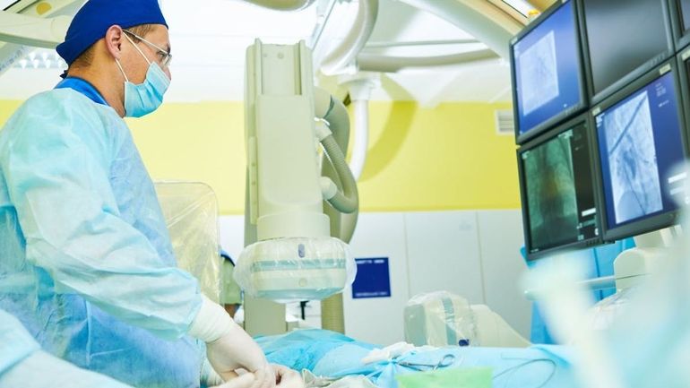 Hernies discales, endométriose, cancers… Mieux traiter les douleurs grâce à la radiologie