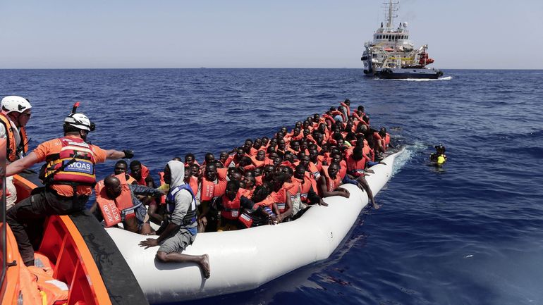 Forte augmentation du nombre de migrants vers l'Europe : les 27 ministres de l'intérieur de l'UE se réunissent d'urgence