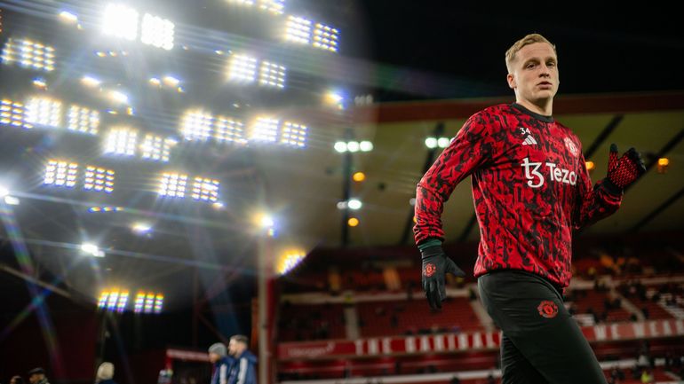 Donny van de Beek lance le mercato hivernal : le Néerlandais de Man U est prêté avec option d'achat à Francfort