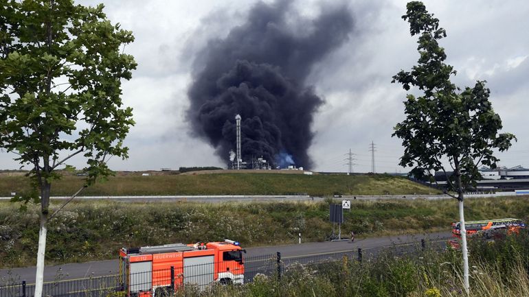 Explosion d'une usine à Leverkusen, en Allemagne: pas d'espoir de retrouver les disparus vivants