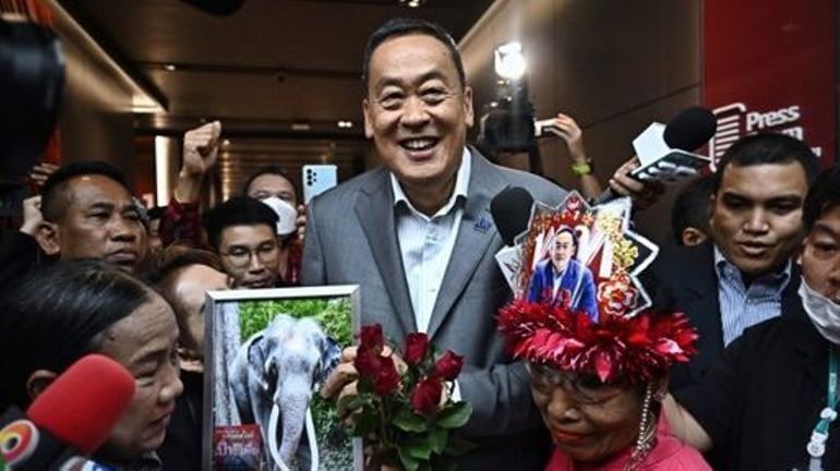 Thaïlande : le roi approuve le nouveau cabinet