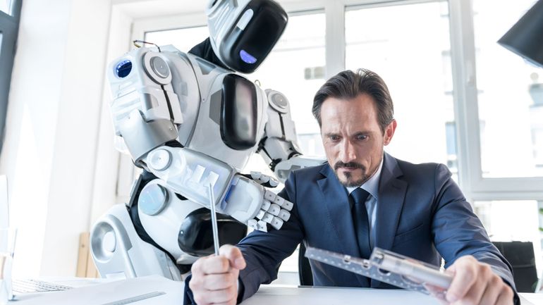 Votre métier est-il menacé par l'Intelligence Artificielle ? Une étude de Microsoft vous le révèle