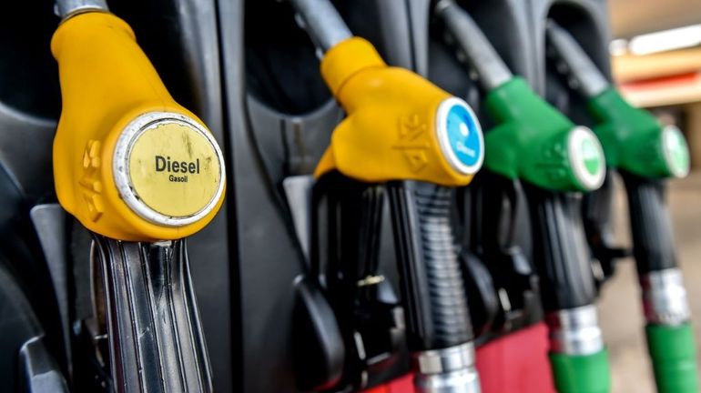 France : les distributeurs autorisés à vendre l'essence à perte pendant quelques mois