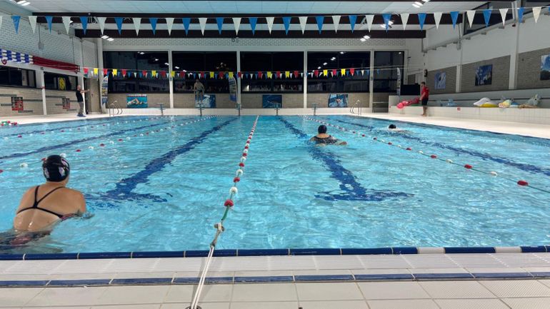 La piscine de Saint-Ghislain rouvre ses portes après plus de quatre ans de travaux
