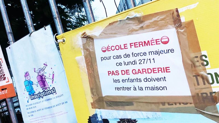 Une trentaine d'établissements scolaires fermés ce lundi matin en Région bruxelloise et dans le Brabant wallon suite à une alerte à la bombe