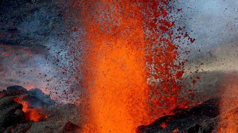 La Réunion : le Piton de la Fournaise en éruption pour la seconde fois de l'année