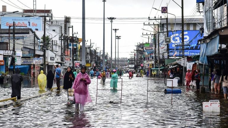 Les inondations dans le sud de la Thaïlande font un mort et des milliers de déplacés