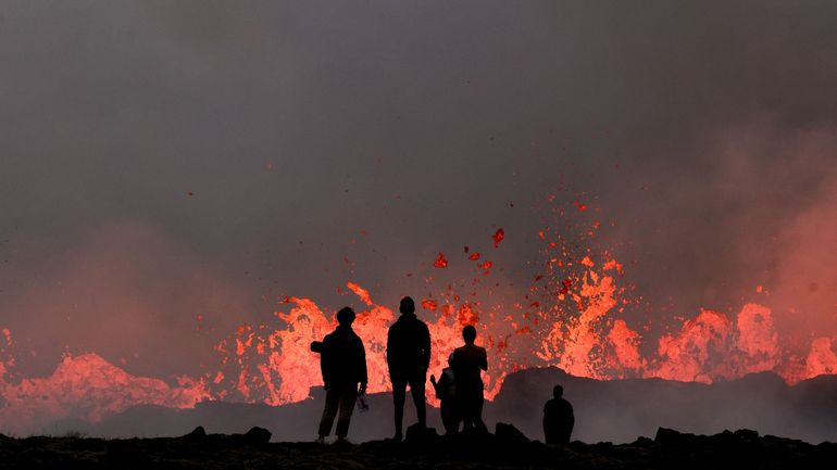 Une nouvelle éruption assure le spectacle en Islande : une lave 