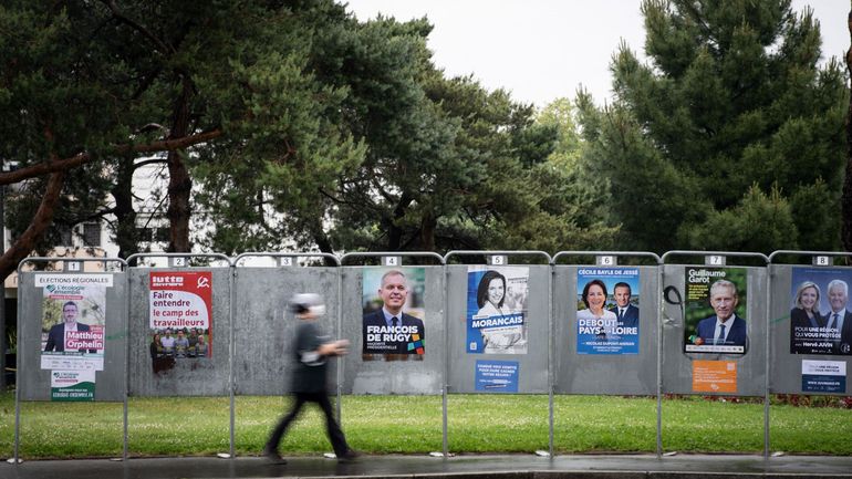 Elections régionales et départementales en France : les bureaux de vote sont ouverts pour le premier tour