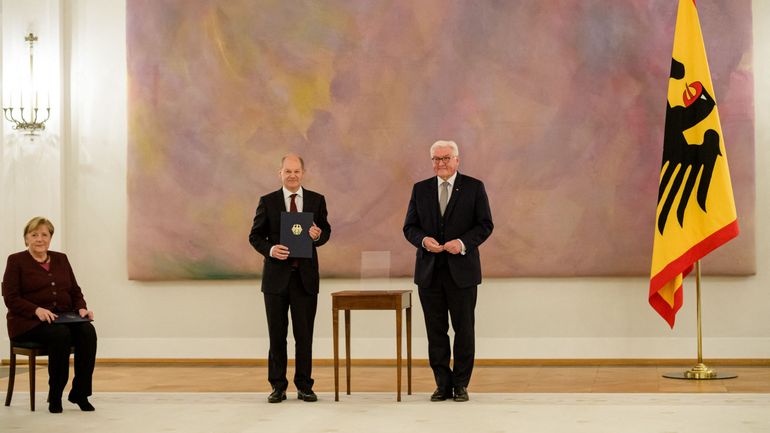 Guerre en Ukraine : le président Zelensky invite le chancelier allemand Olaf Scholz et le président Steinmeier à Kiev