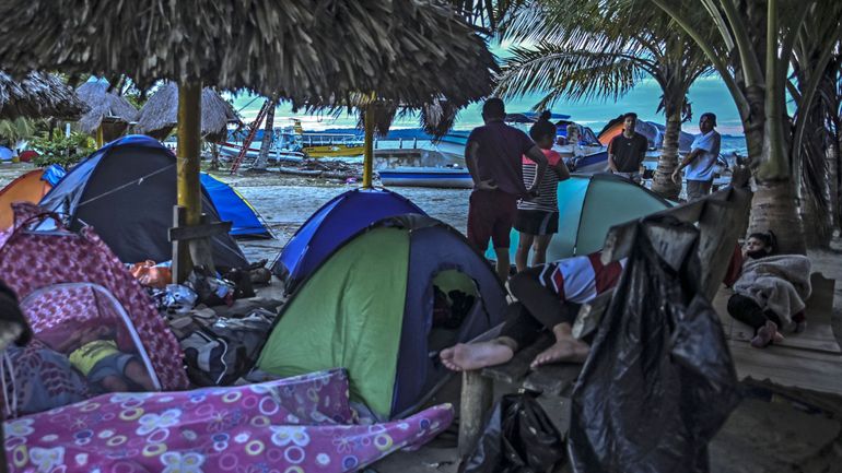 Colombie: des milliers de migrants bloqués à court d'argent à la frontière avec le Panama