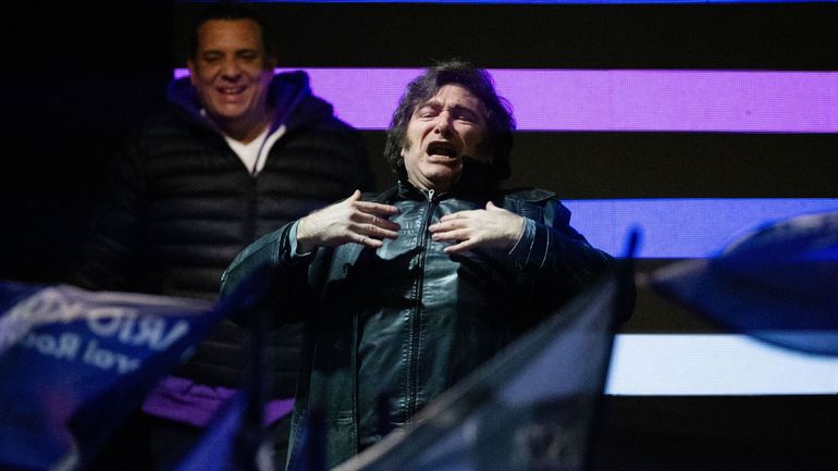 Argentine : après une défaite lors d'une importante élection-test, le président Javier Milei promet d'