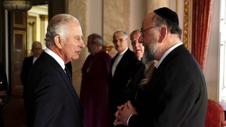 Couronnement de Charles III : des aménagements pour permettre au grand rabbin de respecter le shabbat