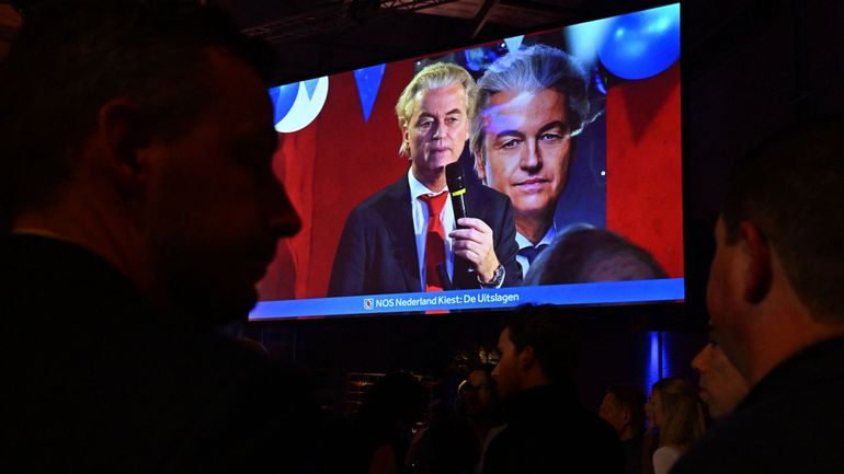 Séisme politique aux Pays-Bas : le parti d'extrême droite de Geert Wilders arrive largement en tête des législatives