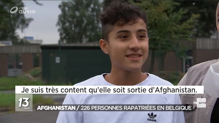 Emotion pour les Afghans rapatriés à la caserne de Peutie : 