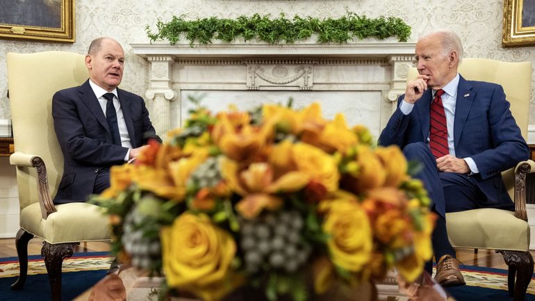 Guerre en Ukraine : Joe Biden et Olaf Scholz avec l'Ukraine 