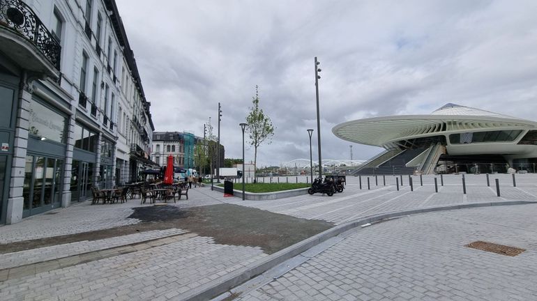 Les rassemblements de plus de cinq personnes interdits pendant deux mois dans le quartier de la gare de Mons