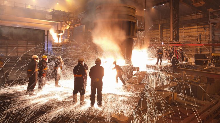 Le nombre d'heures travaillées en baisse au premier trimestre, signe d'un ralentissement économique