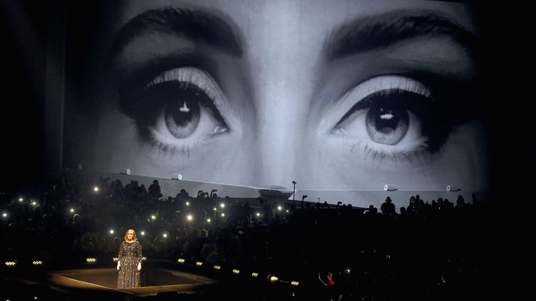 Après cinq ans d'absence, Adele sort un nouvel album et se produira en concert à Las Vegas