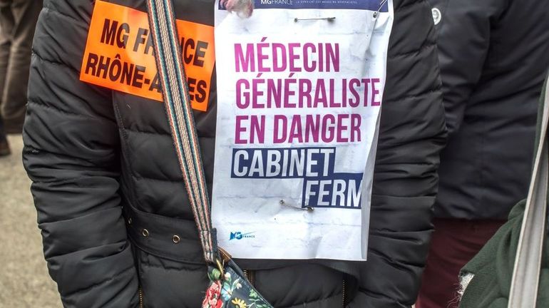 Les médecins français entament une nouvelle grève