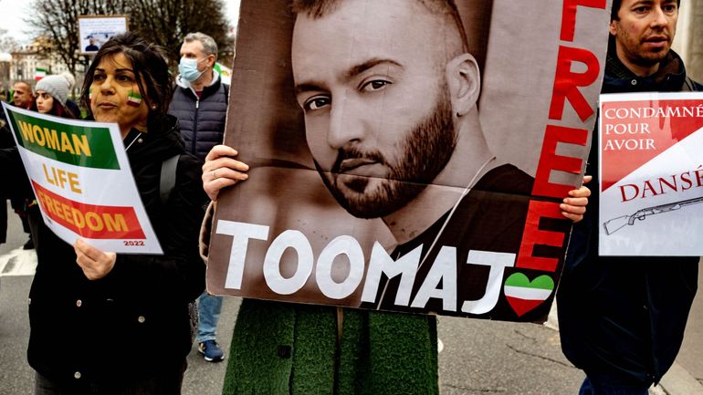 Répression en Iran : qui est Toomaj Saheli, rappeur engagé de 33 ans, condamné à mort par un tribunal révolutionnaire ?