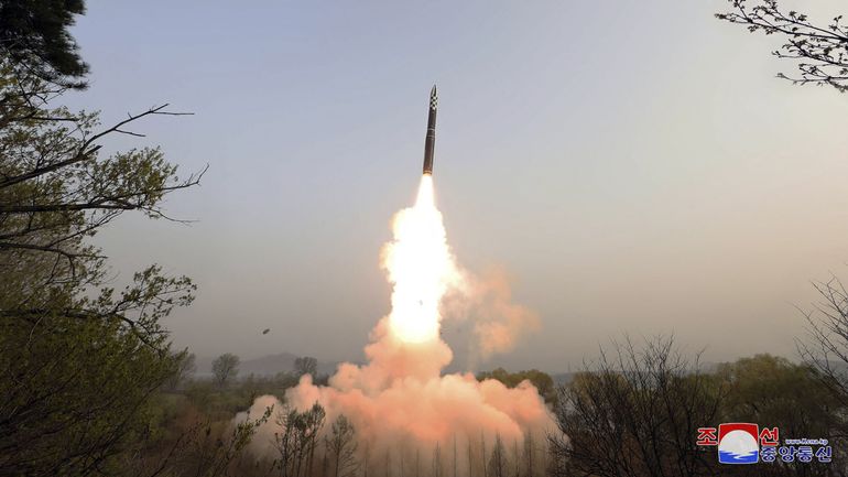 L'armée japonaise en alerte pour un possible lancement de satellite nord-coréen