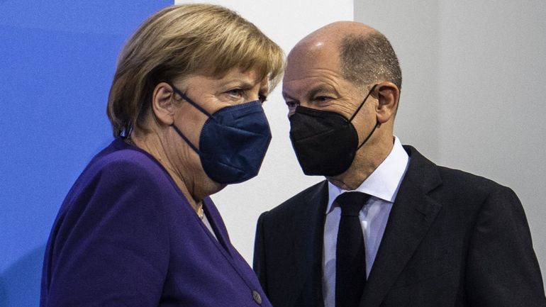 Allemagne : Suivez en direct la passation de pouvoir entre Angela Merkel et le nouveau chancelier Olaf Scholz